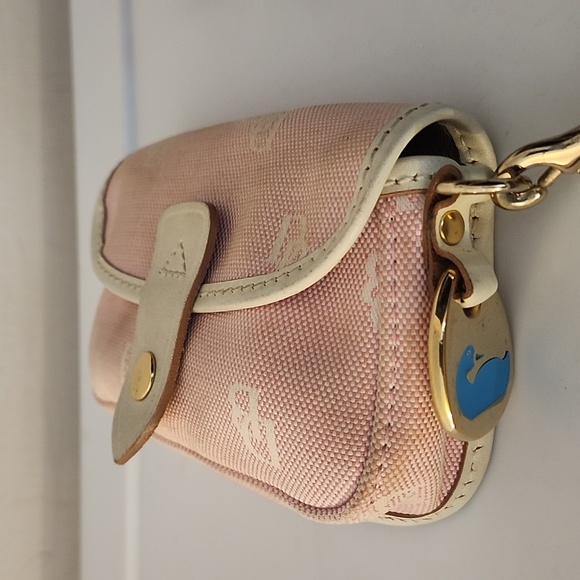 Dooney & Bourke Tote (New) w/Free D&B Wristlet - Picture 14 of 16